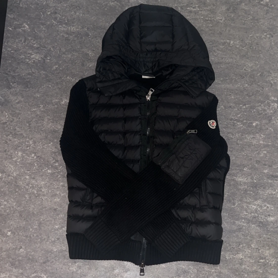 Svart moncler cardigan