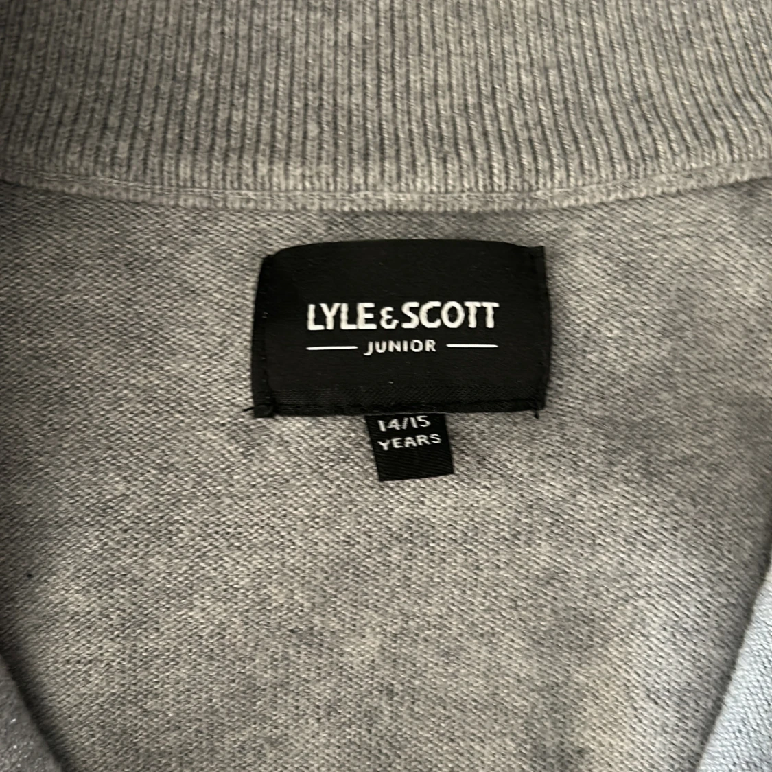 Grå tröja med dragkedja från Lyle & Scott - 2