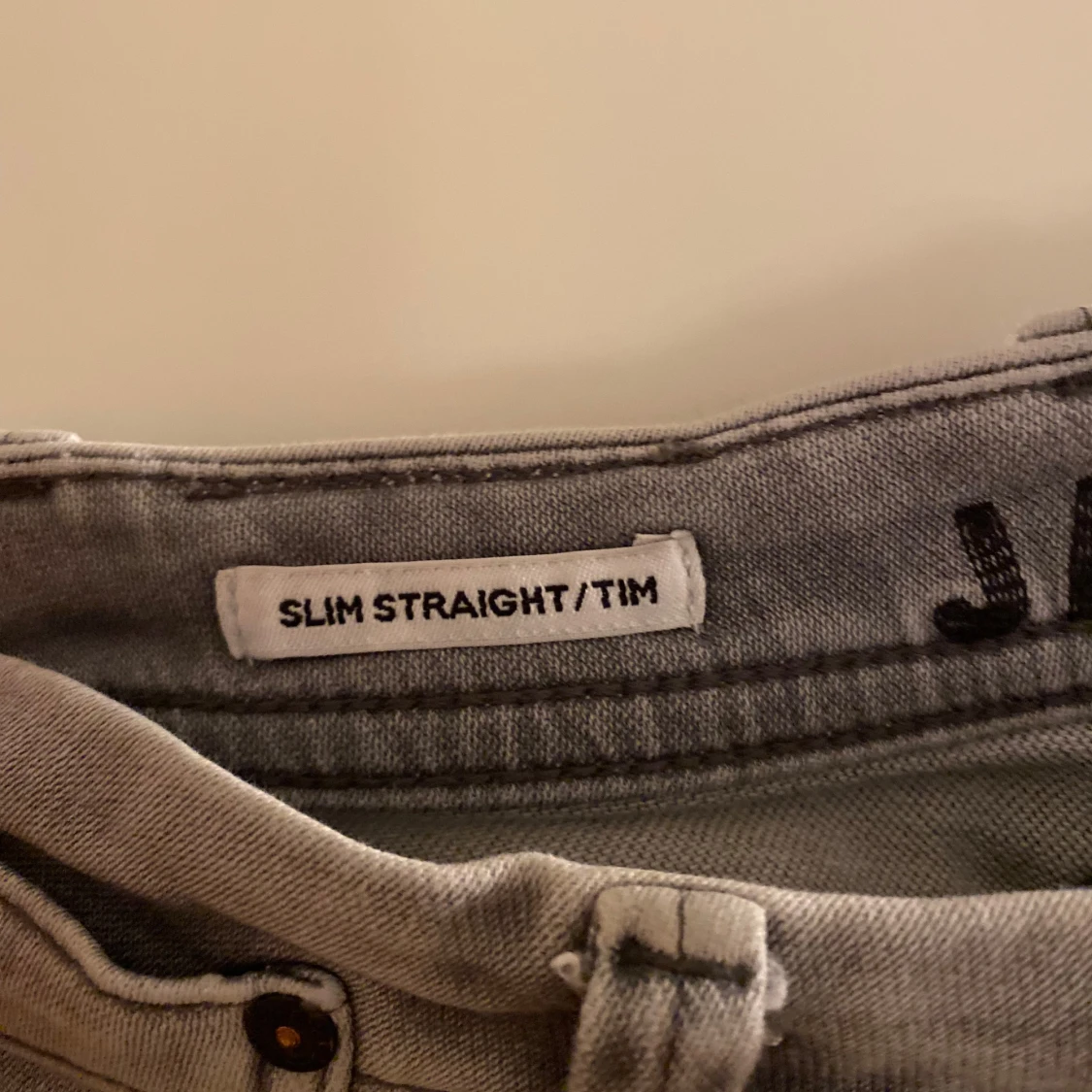 Grå slim straight jeans  - 2