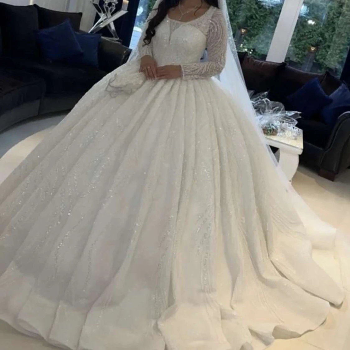 Vit bröllopsklänning - 1