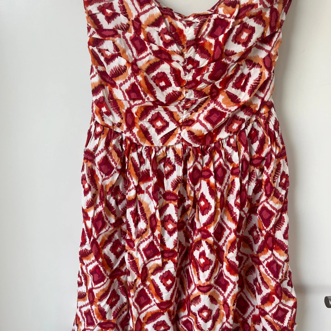 Mönstrad kortklänning från Mango - 3