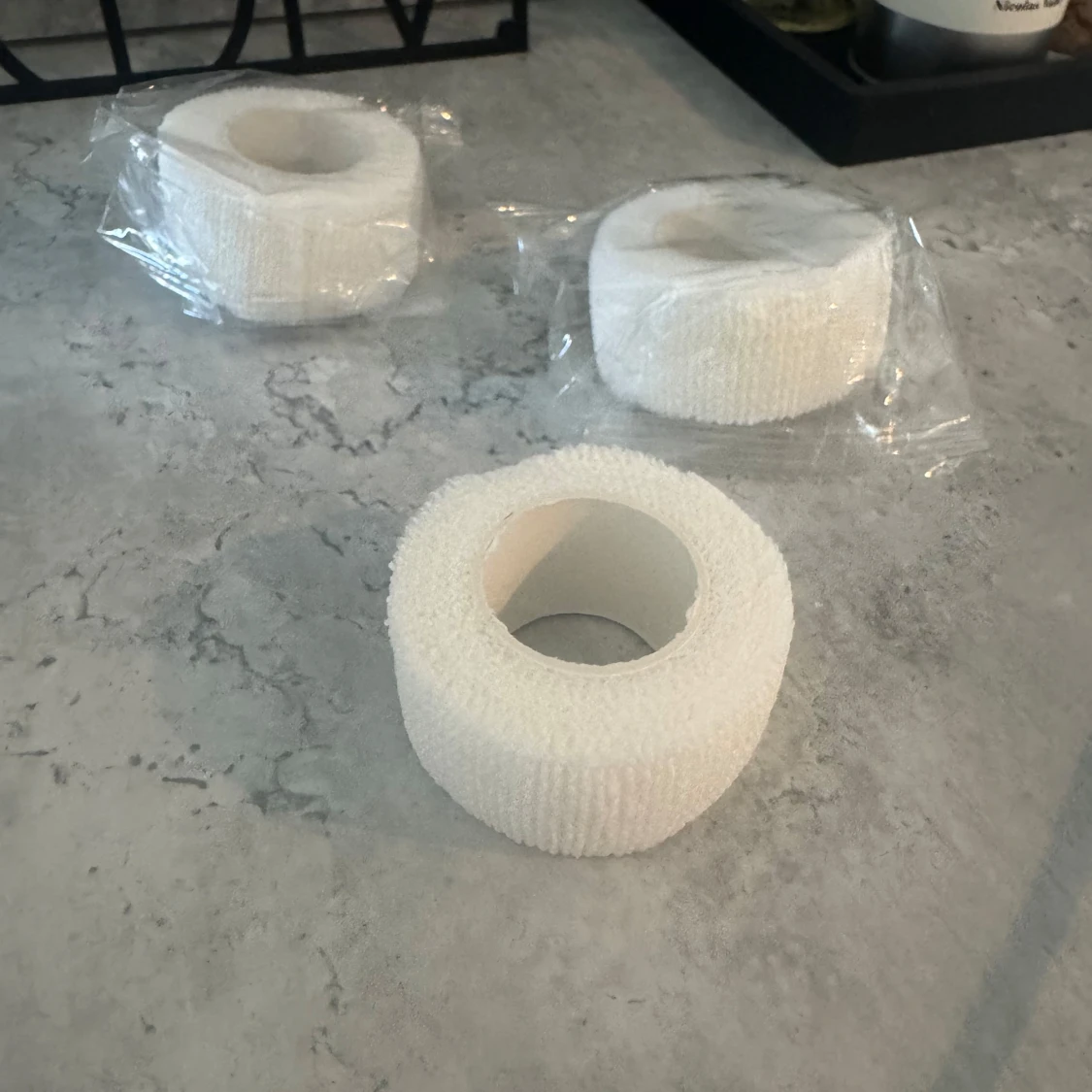 Vita självhäftande tejprullar - 1