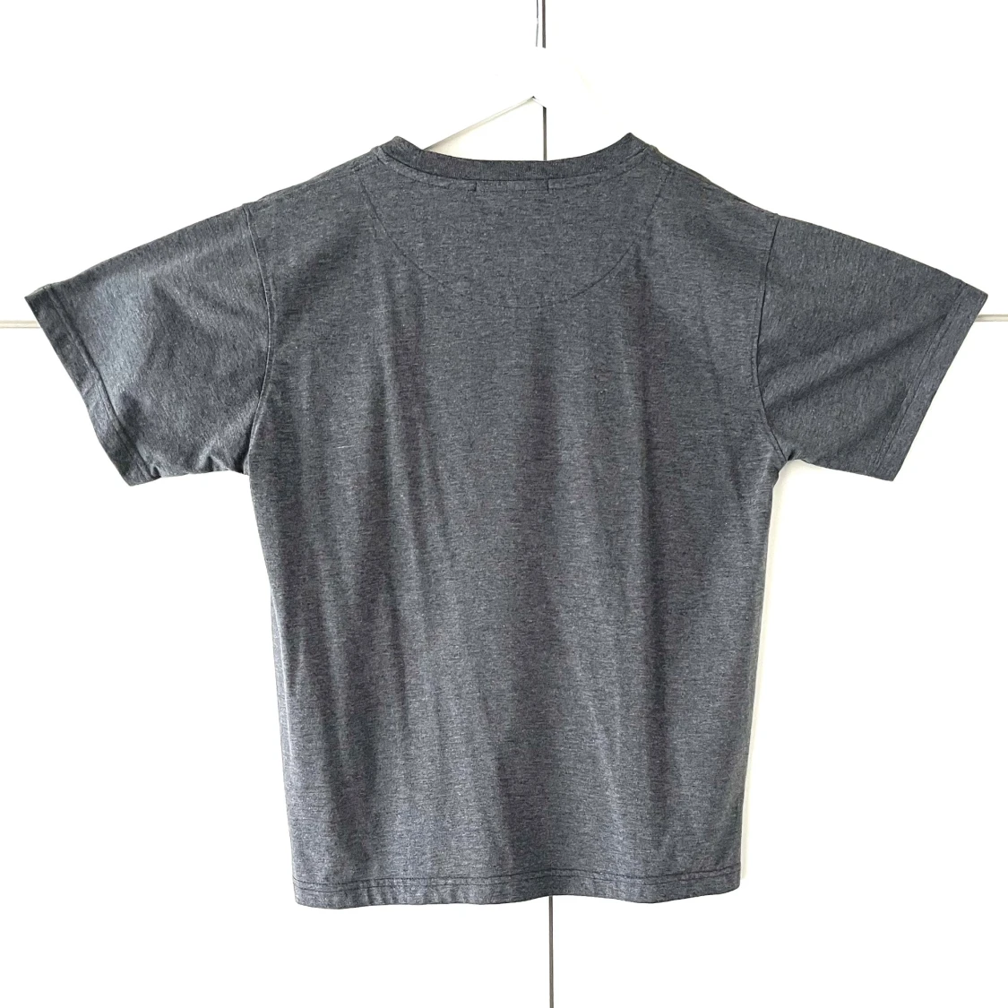 Tommy Hilfiger Stengrå-färgad t-shirt, storlek M/L - 3