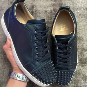 Christian Louboutin  - Riktigt fräscha, skick 9/10 og finns