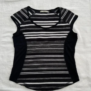 Fin tröja🤍 - Storlek S🤍