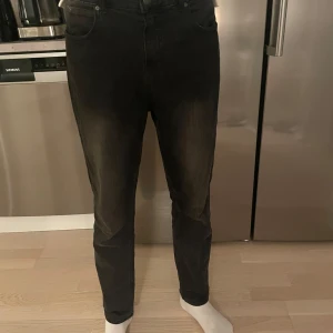 Lee Jeans - Nypris 595 kr. Nytt skick utan prislapp.