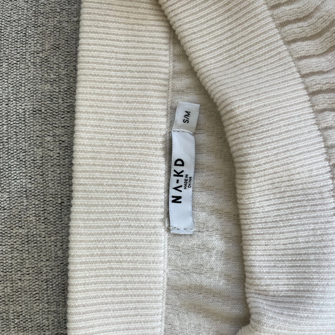 Vit stickad långkjol från NA-KD - 1