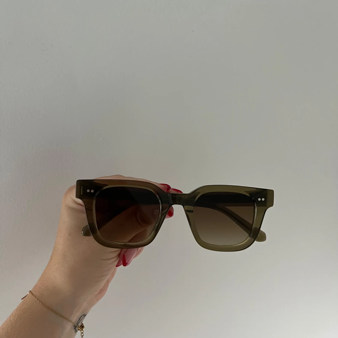 Chimis solglasögon 04