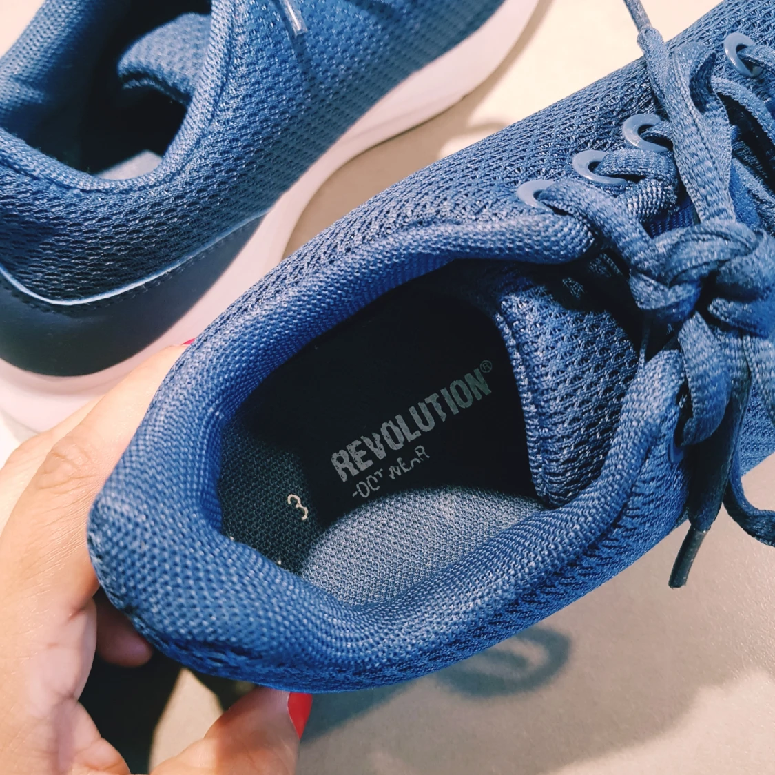 Blå sneakers från Revolution strl 36 - 2