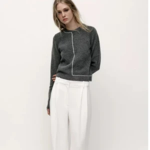 Zara tröja - Ny skick och väldigt fin, skriv vid funderingar💕storlek M men passar som en S