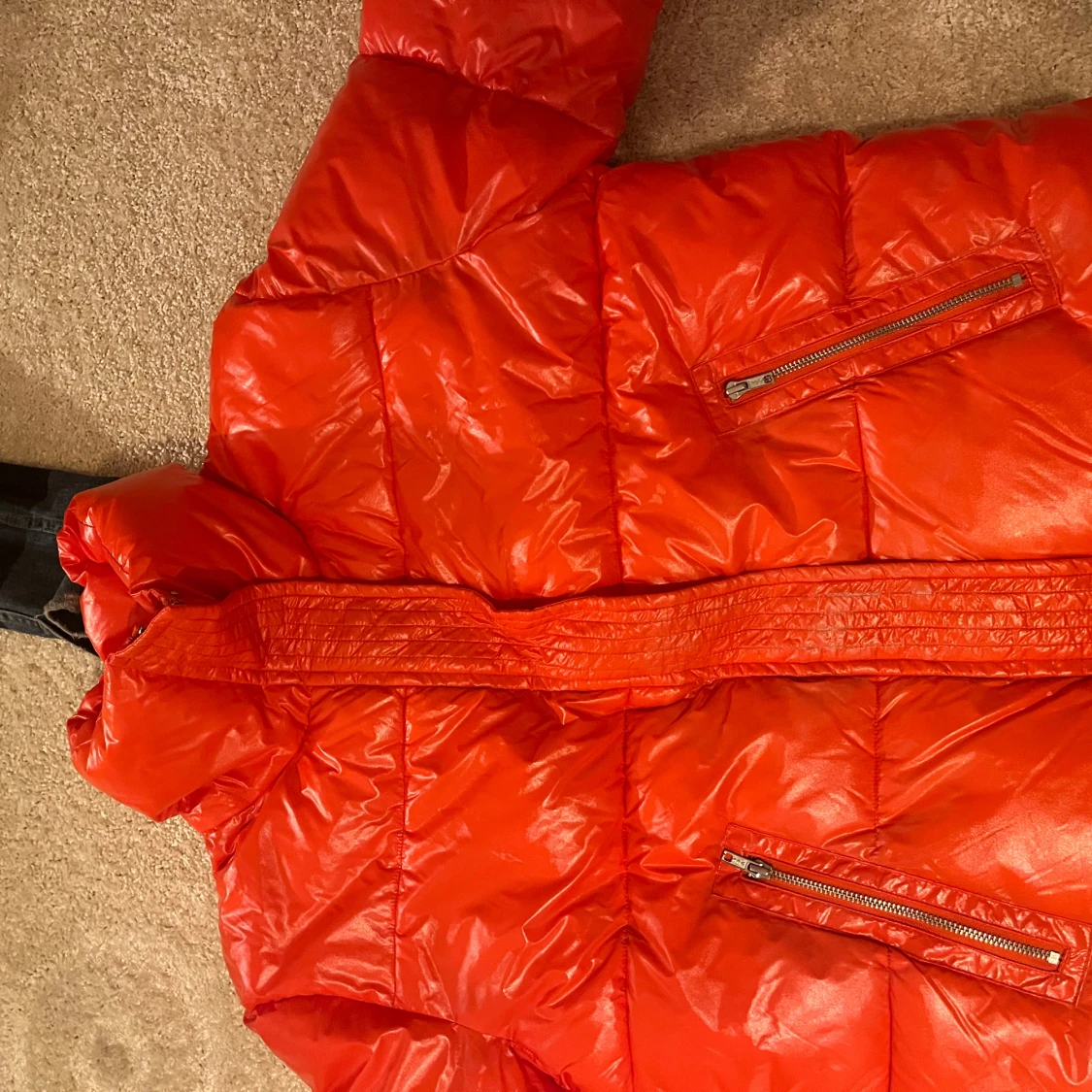 Röd pufferjacka från ASOS