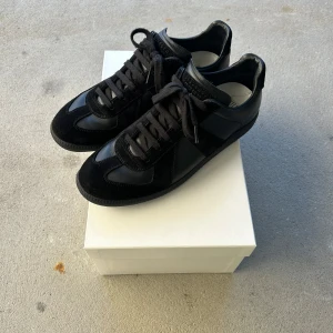 Maison Margiela GAT - Knappt använda köpta från Margiela hemsidan