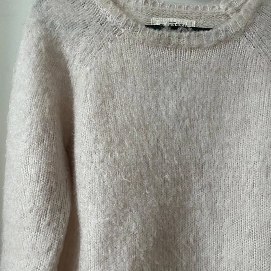 Vit stickad tröja - 1