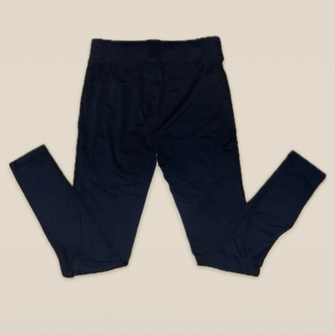 Svarta leggings från Newbody - 1