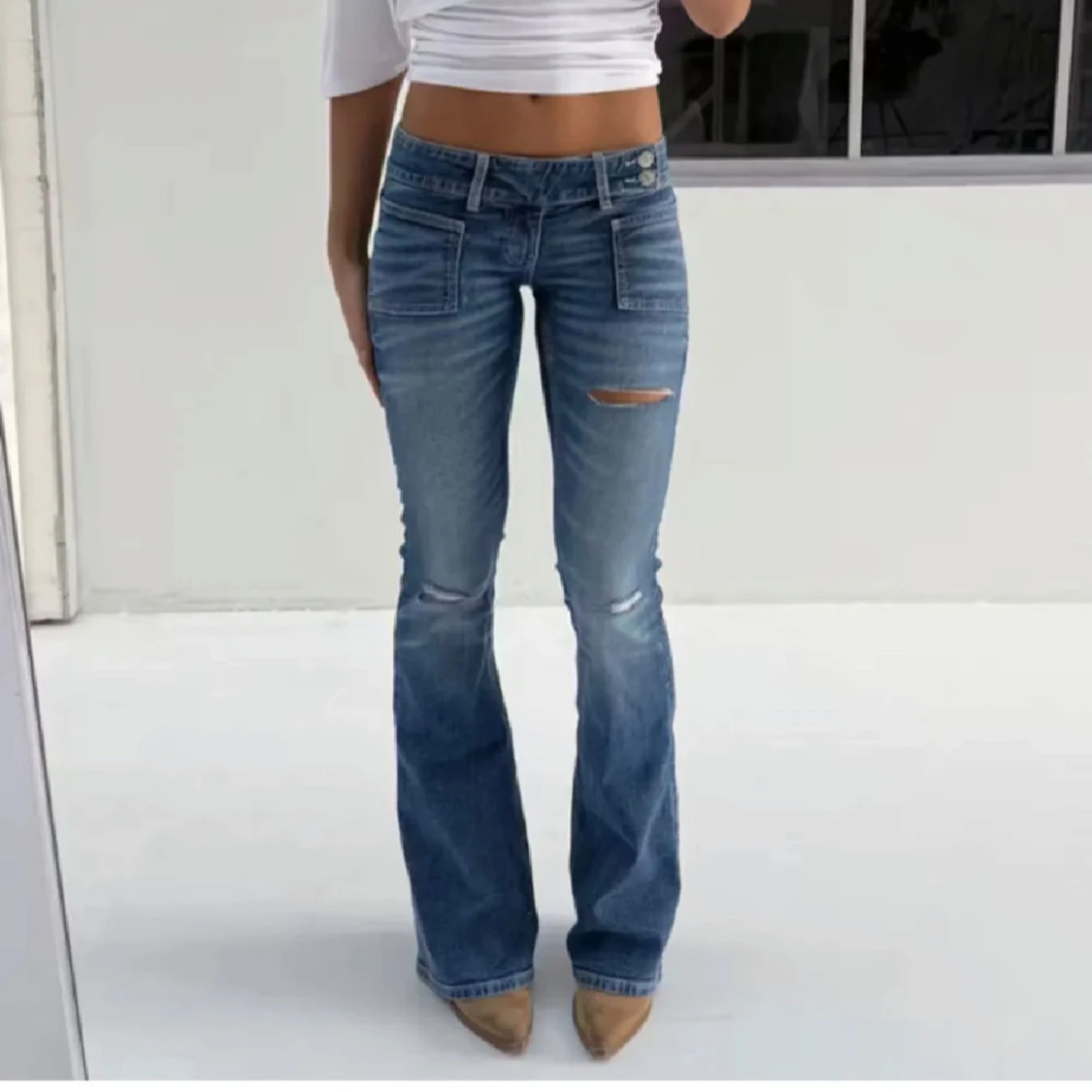 HELT NYA GINA JEANS lappar kvar!