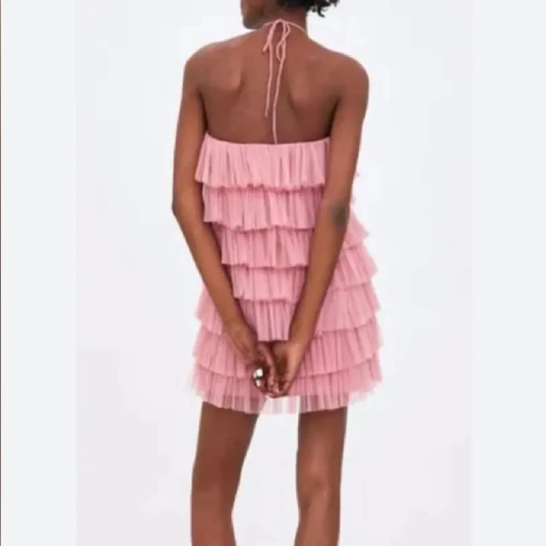 Rosa volangklänning - 1