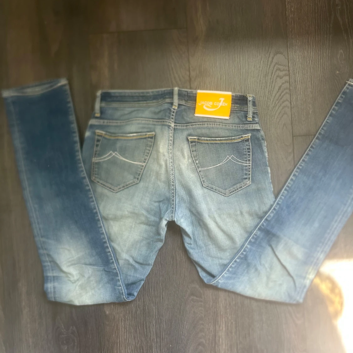 Blå jeans från Jacob Cohen