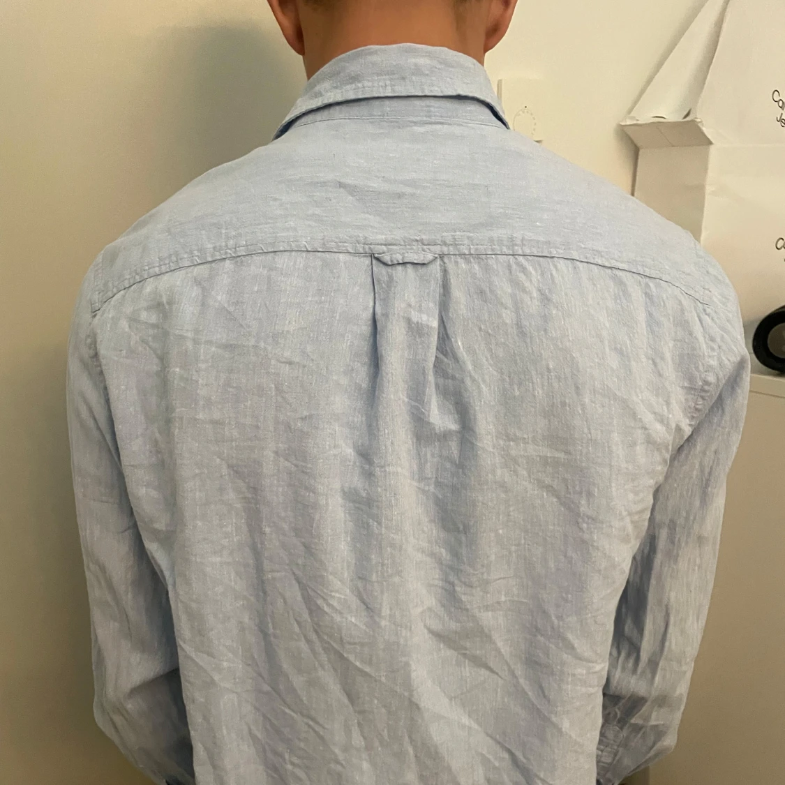 Ljusblå linneskjorta från Dressmann - 2