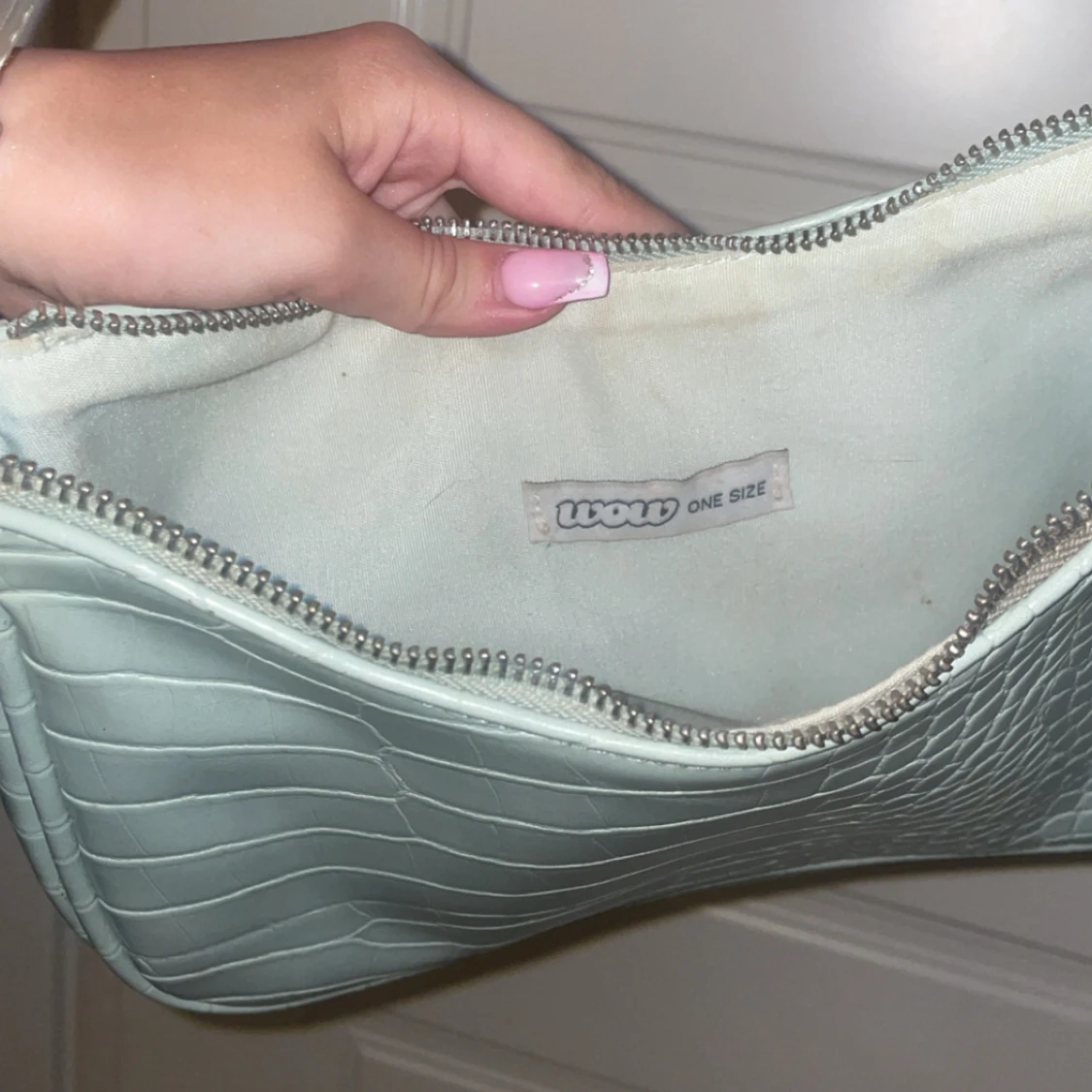 Ljusgrön axelväska från WOW - 2