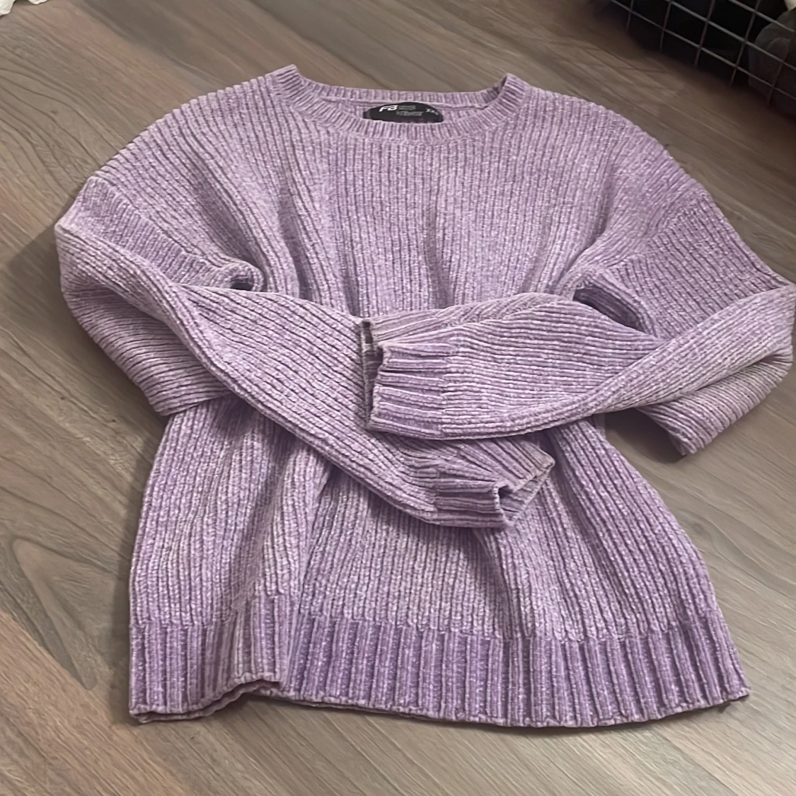 Ljuslila stickad tröja FB Sister - 1