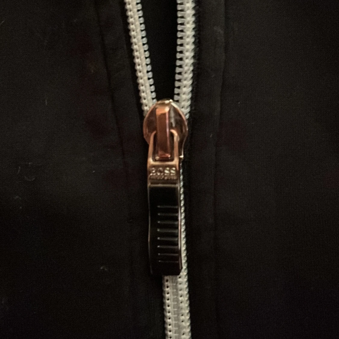 Svart hoodie från Hugo Boss - 4