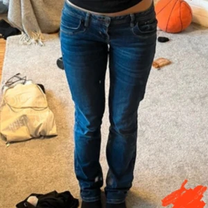Sååå snygga mörk blå Ltb jeans  - Säljer dessa snygga jeans i strl 28/36💗