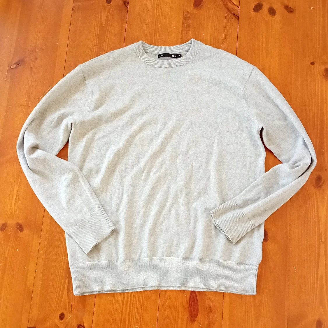 Grå tröja från 157