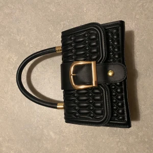 Väska  - Väska från SHEIN, aldrig använd 