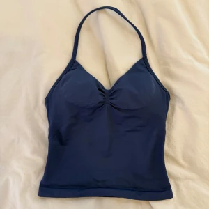 Tränings topp - Dfyne liknande tränings topp strl xs endast prövad💕navy blue