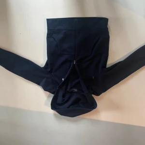 Ralph Lauren zip hoodie - Polo Ralph Lauren zip hoodie. Bra skick. Pris kan diskuteras vid snabb affär 