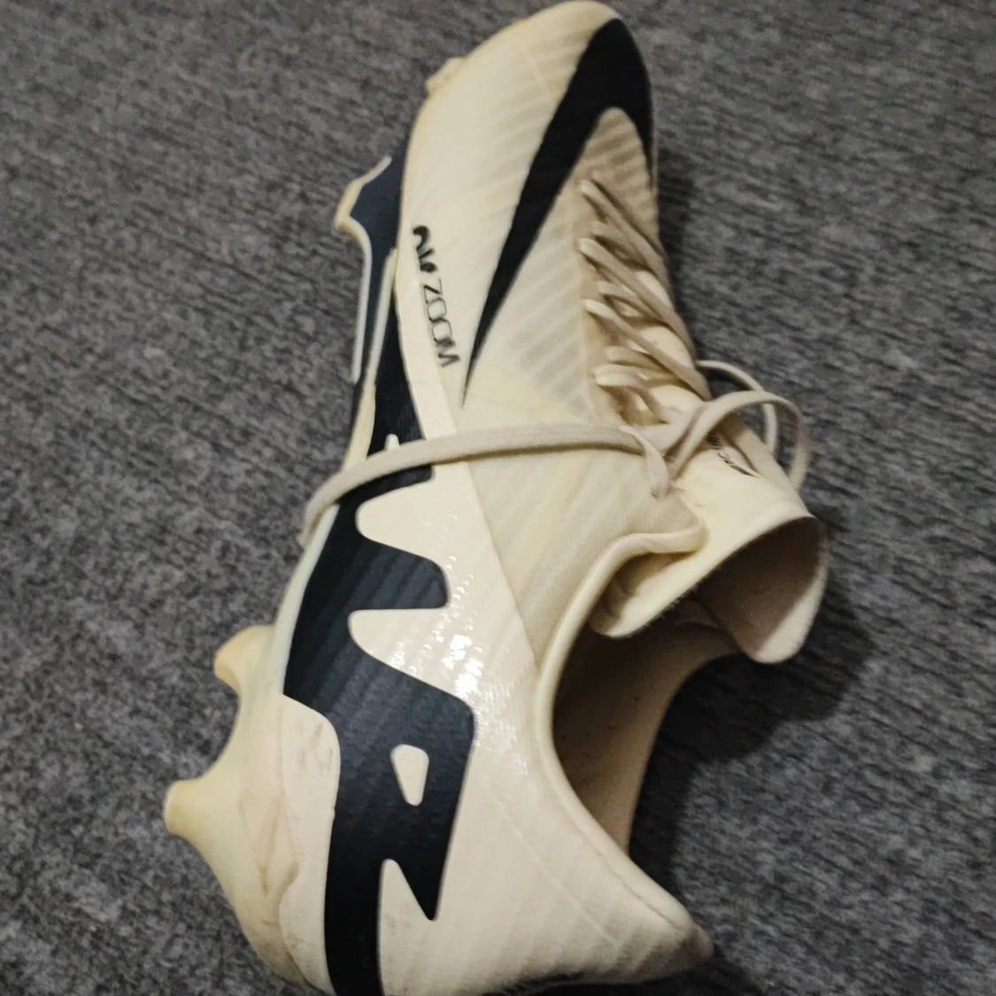  fotbollsskor från Nike - 1