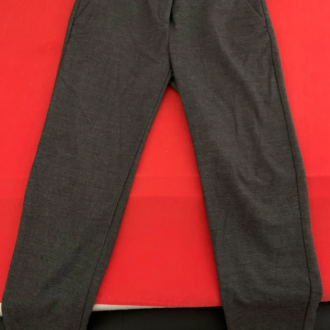 Grå kostymbyxor från Benetton