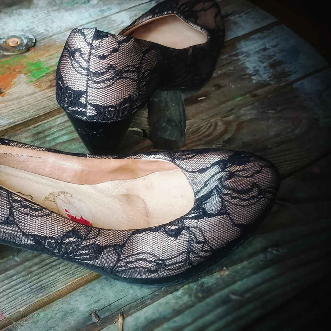 Svarta spetsklädda pumps - 2