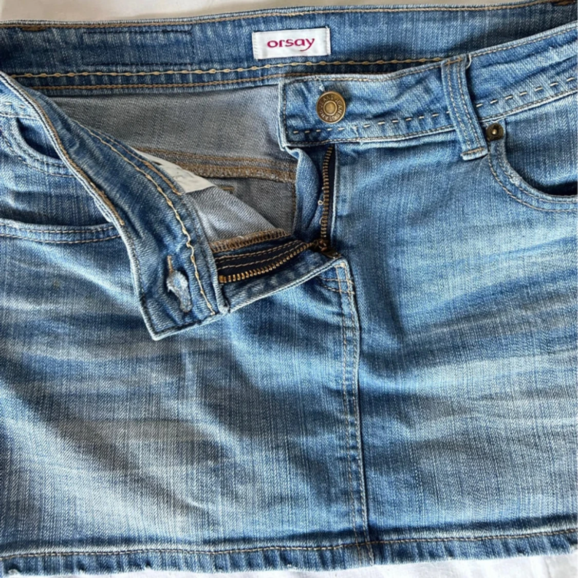 Lågmidjad jeanskjol  - 3