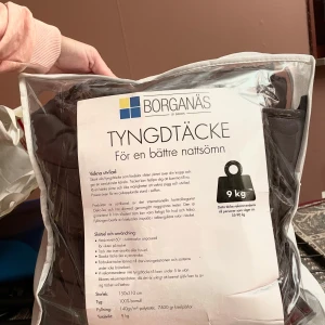 Borganäs Tyngdtäcke 9 kg - Oanvändt Tyngdtäcke 100% bomull, 150*210 cm Märke: Borganäs 380 kr