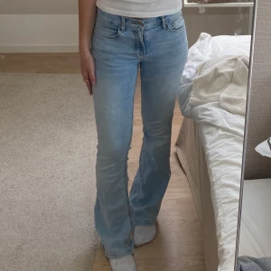 low waist jeans - super snygga low waist jeans från gina 💌 sitter skitsnyggt