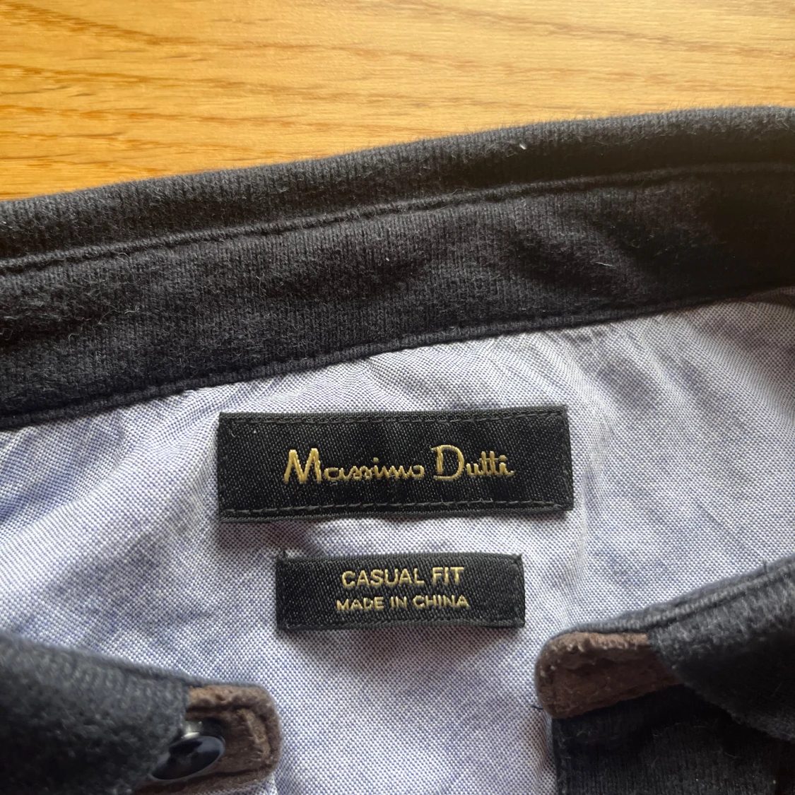 Mörkblå pikétröja från Massimo Dutti - 2