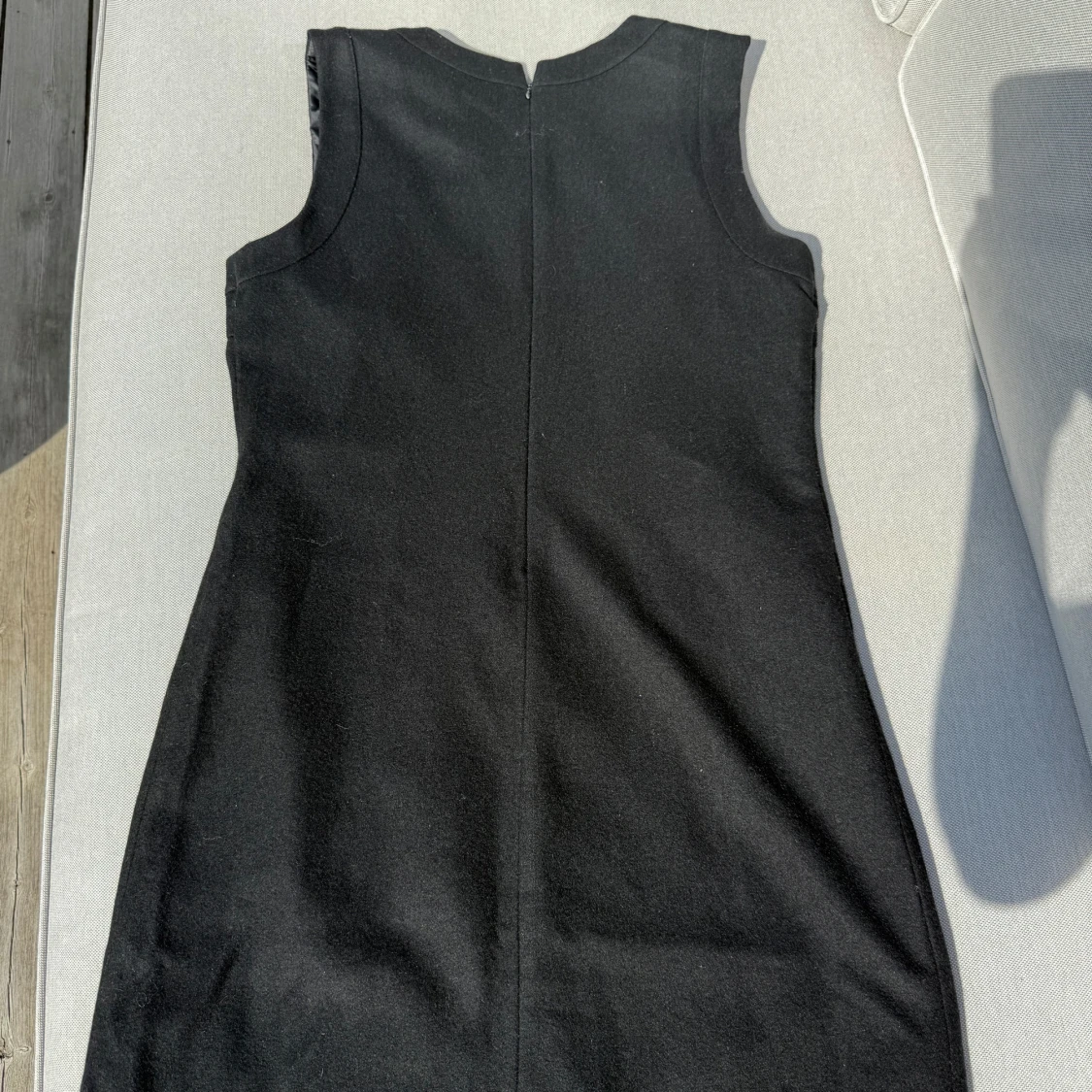 Svart ärmlös klänning från Zara  - 2