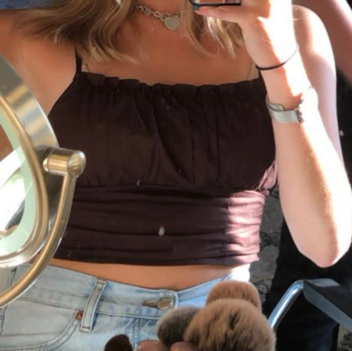 Brun croppad linnetopp