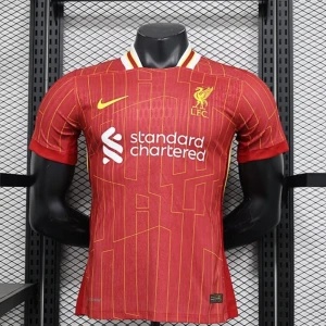 Liverpool 2024/25 - En fin hemma tröja från Liverpool år 2024/25. Oanvänd och i nytt skick. Finns i storlek S och M.