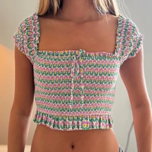 Topp - Säljer denna super fina topp💖🤭