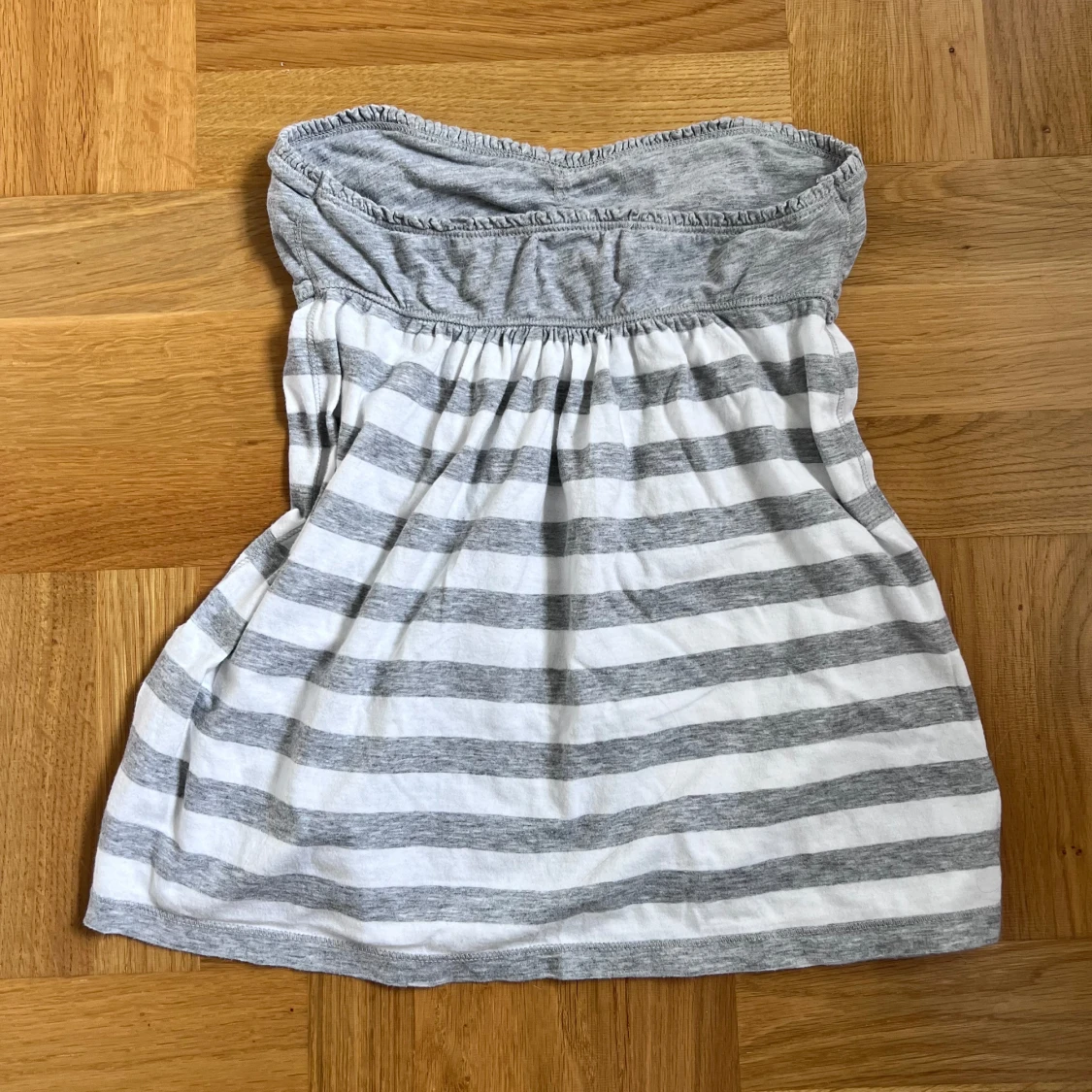 Randig vintage tubtopp från Abercrombie - 1