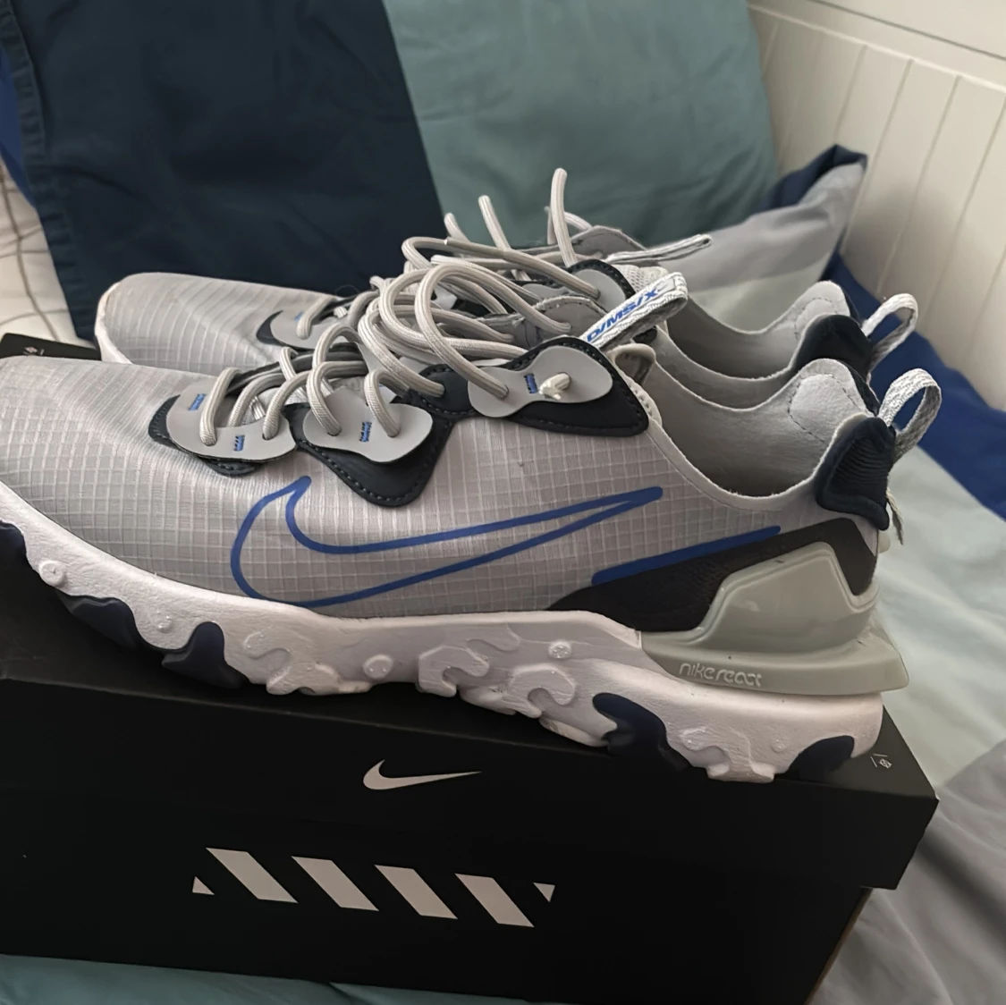 Nike React Element sneakers grå/blå