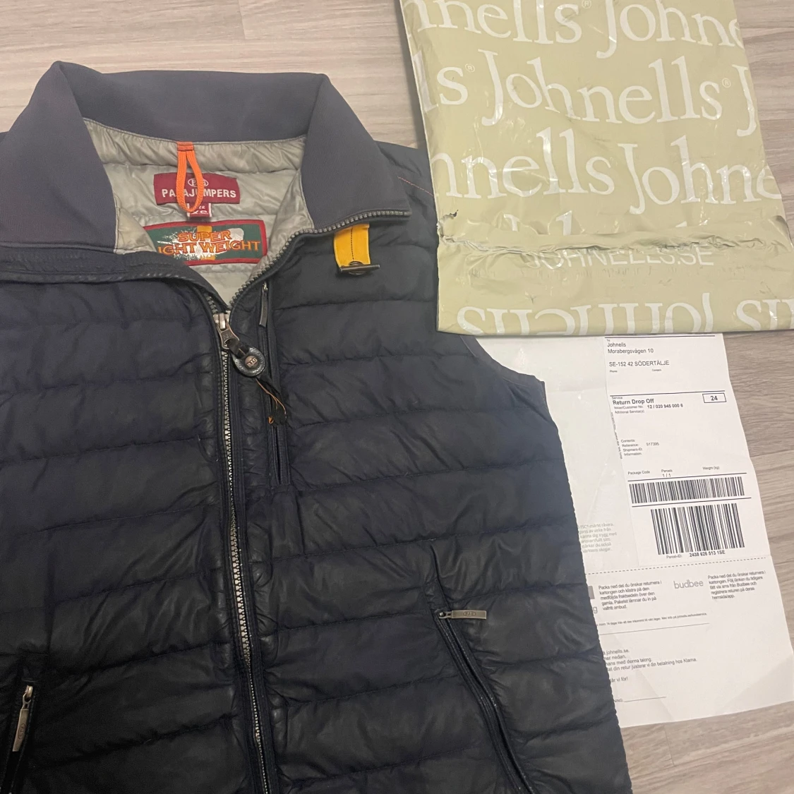 Svart dunväst från Parajumpers - 1