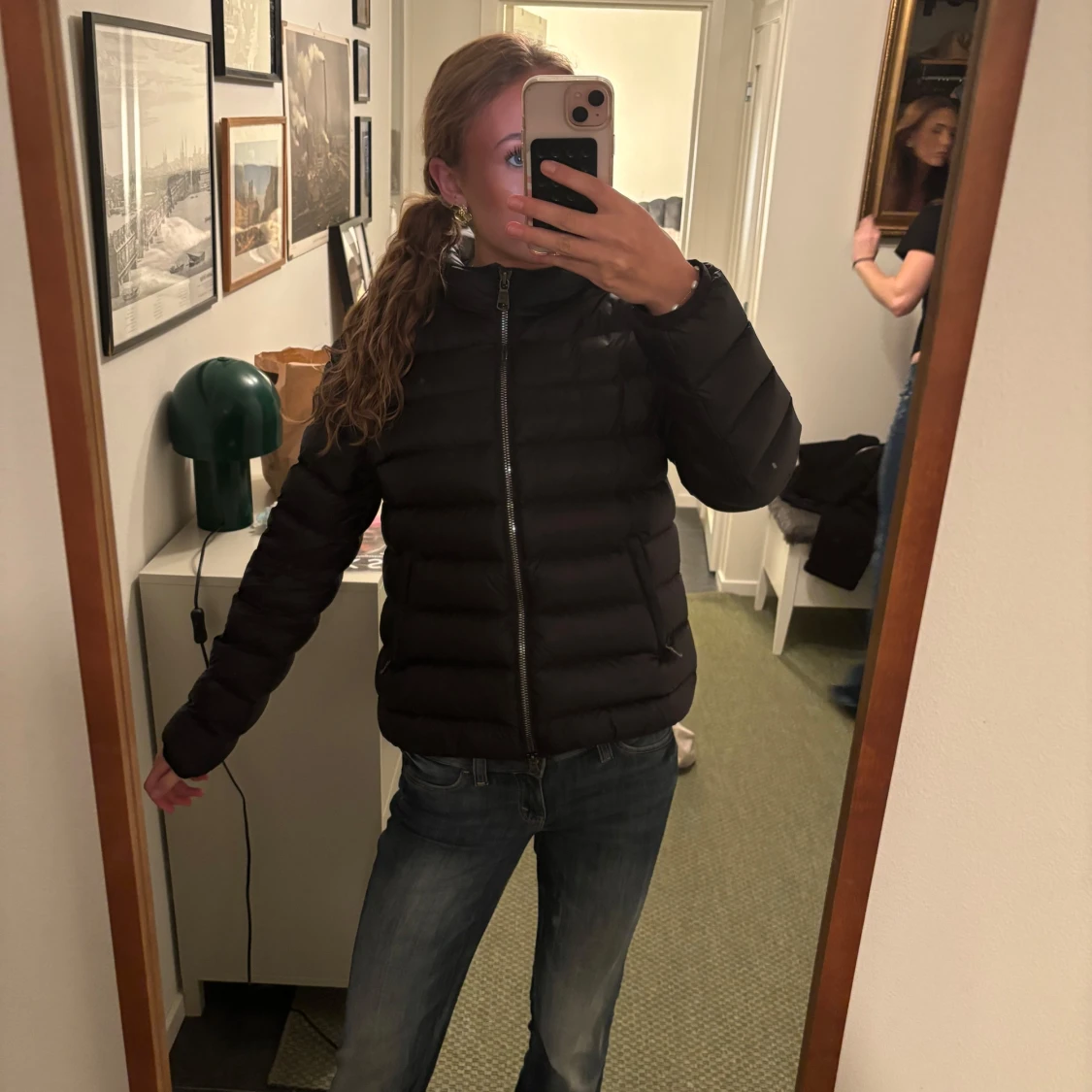 Svart pufferjacka från Colmar