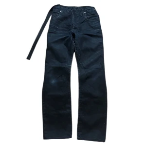 Rick Owens Denim - DRKSHDW AW07 Explorer Denim. Size •W31 •L31  •Good Condition, crazy wash  