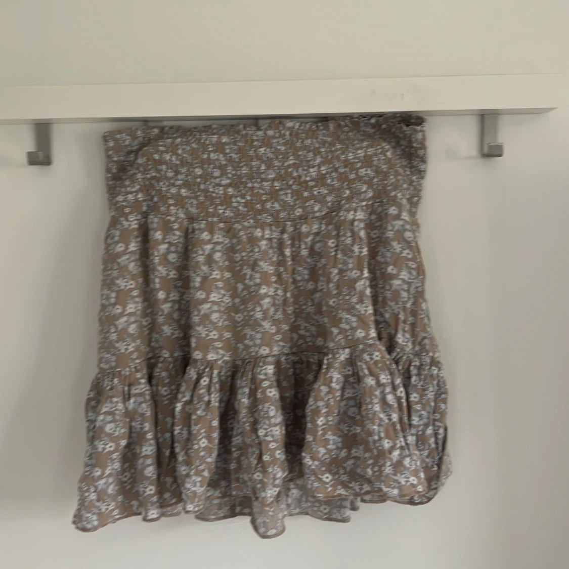 Blommig volangkjol från 157