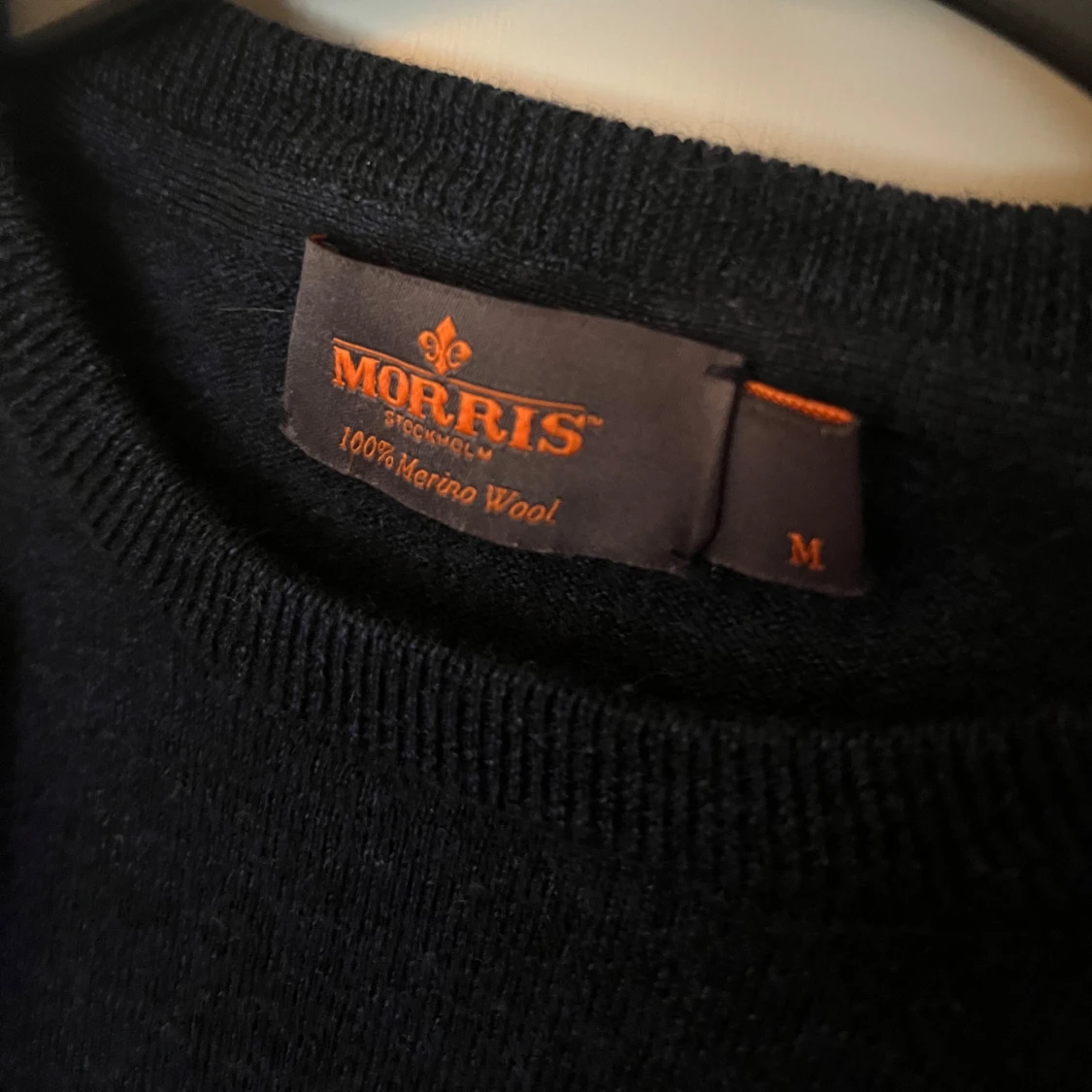 Mörkblå merinoullströja från Morris - 2