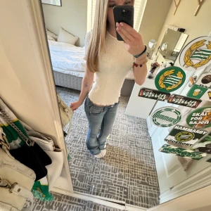 smockad t-shirt  - smockad t-shirt från zara i storlek s 💓