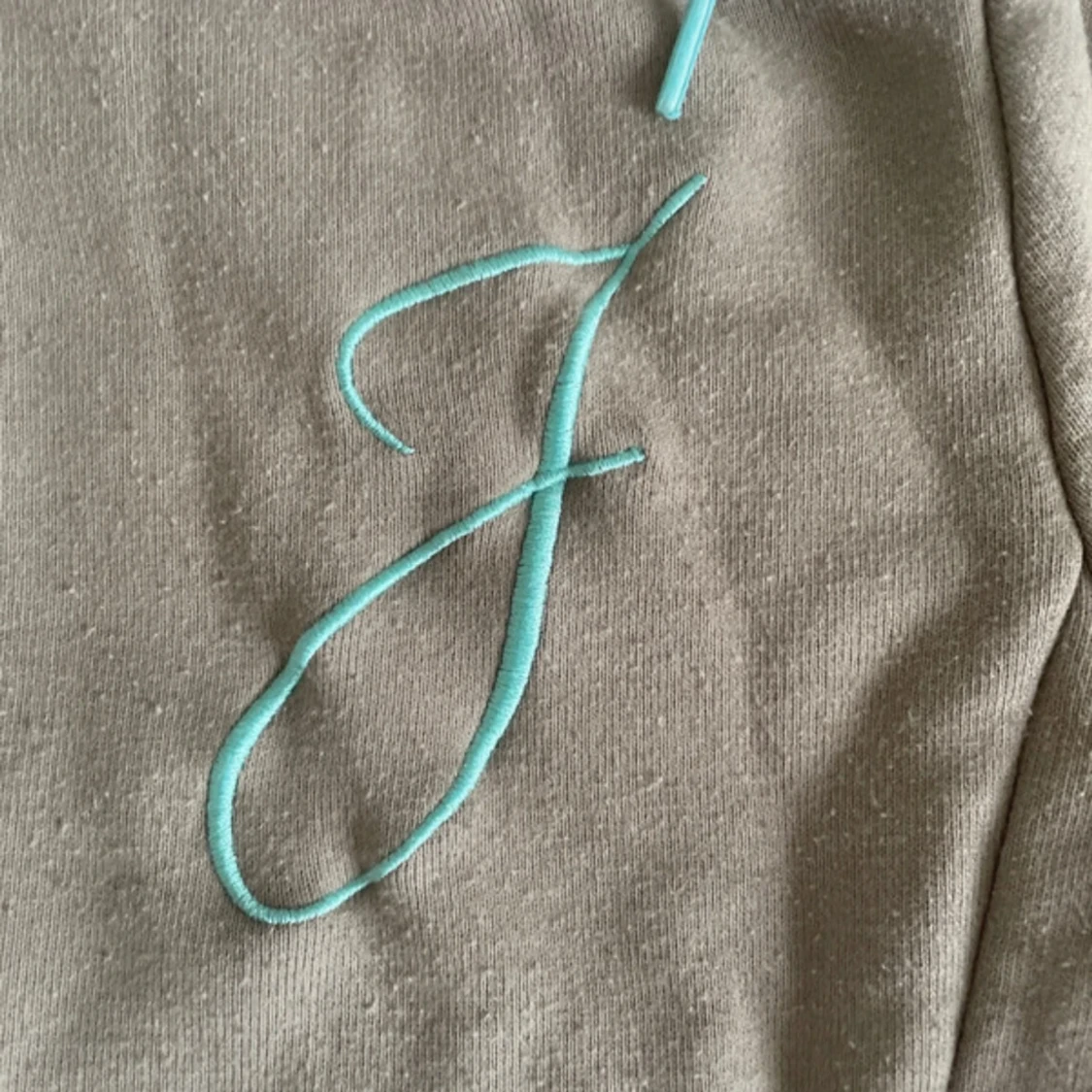 Beige hoodie från Jacson  - 2